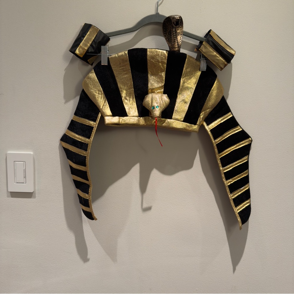 Treasure Gurus Deluxe Gold Black Egyptian Headdress Goddess Headpiece Snake King